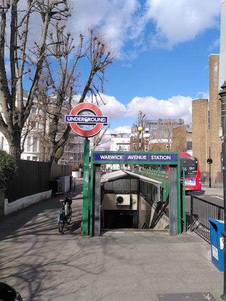 Warwick Avenue station
